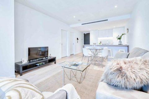 KOZYGURU FORTITUDE VALLEY HIGH LEVEL 2 BED APT + FREE PARKING QFV179-2612 - Dalby Accommodation 2