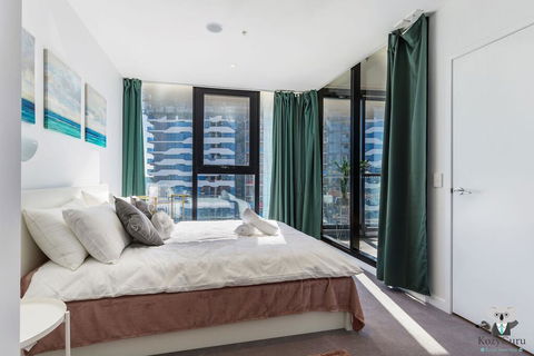 KOZYGURU FORTITUDE VALLEY HOLIDAY STYLE 2 BED APT FREE PARKING QFV211-1601 - Dalby Accommodation 1