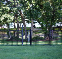 Kurrimine Beach Huts - Dalby Accommodation