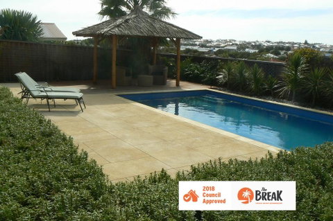 La Mer - Home With A Pool - Dalby Accommodation 0