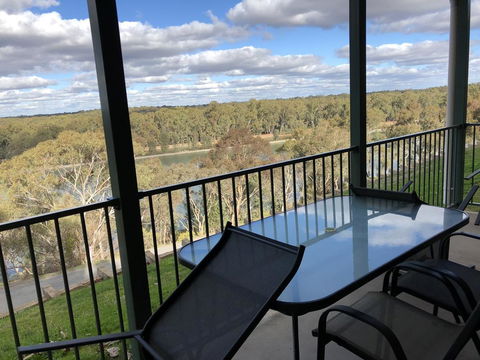 Lake Talbot Tourist Park - Dalby Accommodation 1