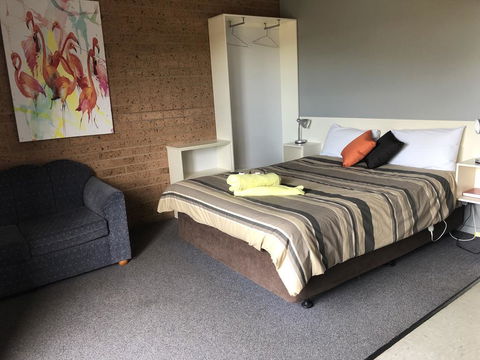 Lake Talbot Tourist Park - Dalby Accommodation 0