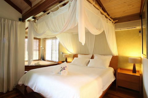 Lake Weyba Cottages Noosa - Dalby Accommodation 0