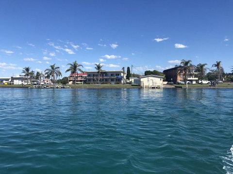 Lakeside Flats 1 - Dalby Accommodation 2
