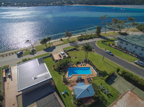 Lakeside Holiday Apartments Merimbula - Dalby Accommodation 0