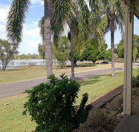 Lakeside Lodge Motel - Dalby Accommodation