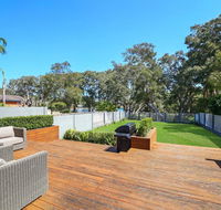 Lakeside Luxury - 13 Lake Street - Dalby Accommodation