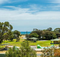 Lancelin Home with Beach and Park Views - Dalby Accommodation
