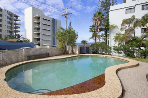 Levuka Unit 4, 14 Moreton Pde. Kings Beach - Dalby Accommodation 1
