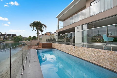 Luxe On Lotus - Dalby Accommodation 0