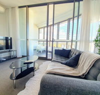 Luxury Level 2-bed 2-bath City View Apt in Olympic Park - Dalby Accommodation