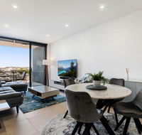 Luxury Living with Panoramic Views - Dalby Accommodation
