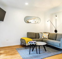 Luxury Spacious 2 Bedroom Fitzroy Apartment - Dalby Accommodation