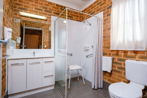 Lydoun Motel - Dalby Accommodation 1