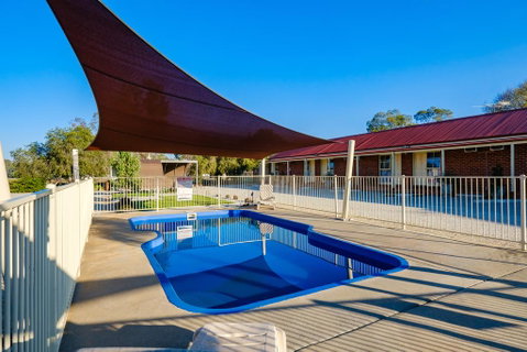 Lydoun Motel - Dalby Accommodation 0