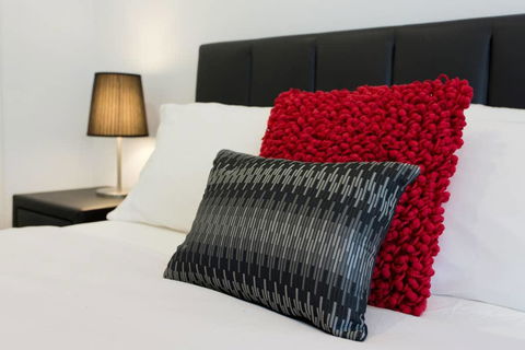 M5 Apartment In The Free Transit Zone West Perth - Dalby Accommodation 2