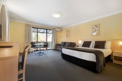 Maclin Lodge Motel - Dalby Accommodation 2