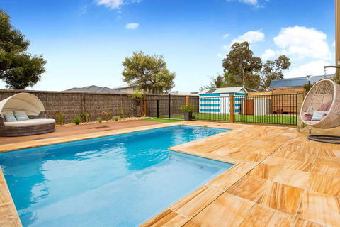 MALIBU - SAFETY BEACH - Dalby Accommodation 2