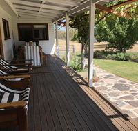 Mallow Cottage - Dalby Accommodation
