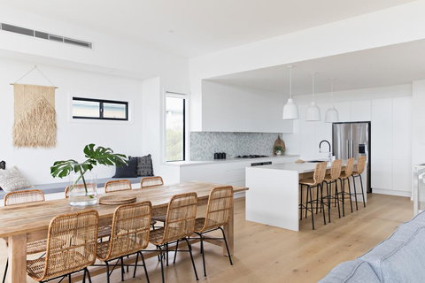 Mandala Beach House Jervis Bay - Dalby Accommodation 2