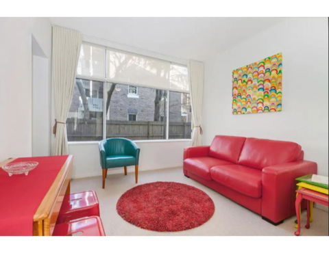 Manly Tranquil Escape - Modern Flat With Pool - Dalby Accommodation 0