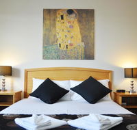 Meadowbrook Hotel Brisbane - Dalby Accommodation