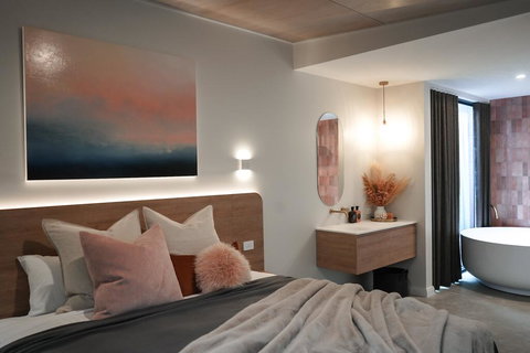 Melo Studios - Dalby Accommodation 2