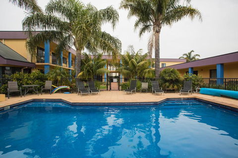 Merimbula By The Sea - Dalby Accommodation 2