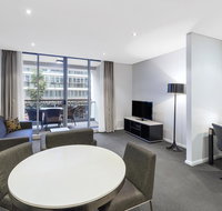 Meriton Suites Zetland - Dalby Accommodation