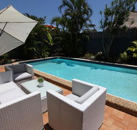 Mermaid Beach House - Dalby Accommodation