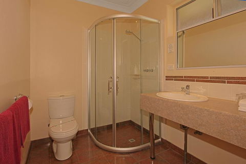 Milton Village Motel - Dalby Accommodation 3