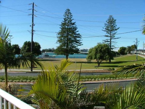 Mirage, Unit 101, 6-10 Manning Street - Dalby Accommodation 0
