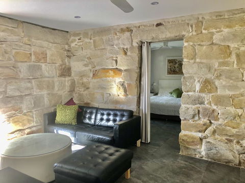 Miramar - Dalby Accommodation 0