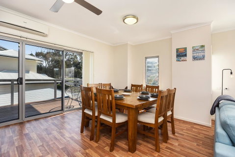 Moana Dreams - Dalby Accommodation 1