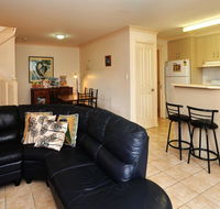 Modern 3 Bedroom Townhouse - Dalby Accommodation