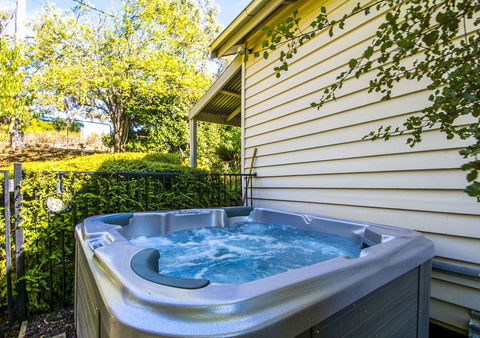 Monigatti - Dalby Accommodation 2
