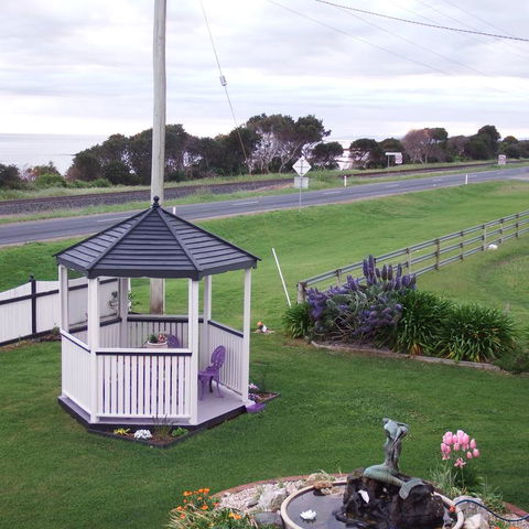 Moonlight Bay B&B Guest House - Dalby Accommodation 3