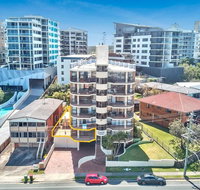 Moreton Towers Unit 1 25 Moreton Pde Kings Beach - Dalby Accommodation