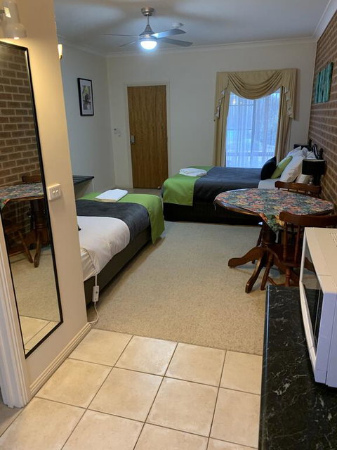 Motel Views Yackandandah - Dalby Accommodation 2