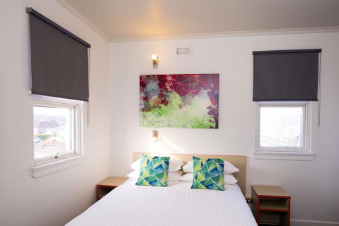 Mowbray Hotel - Dalby Accommodation 0