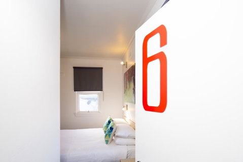 Mowbray Hotel - Dalby Accommodation 2