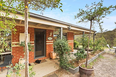 Mt Taylor Country Retreat-15 Minutes To Bairnsdale - Dalby Accommodation 0