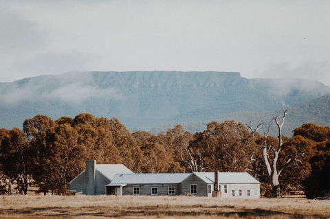 Mt William Shearers Quarters - Dalby Accommodation 0