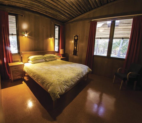 Myer House - Dalby Accommodation 2
