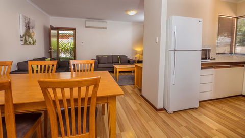 Dowler Apartments Subiaco - Dalby Accommodation 22
