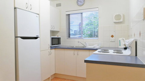 Dowler Apartments Subiaco - Dalby Accommodation 9