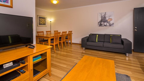 Dowler Apartments Subiaco - Dalby Accommodation 5