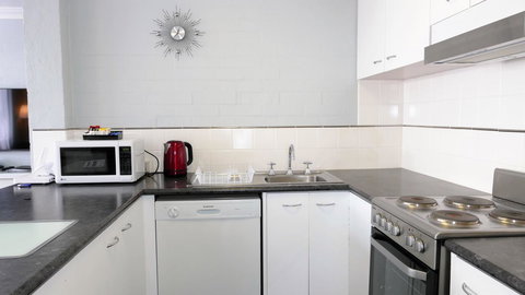 Dowler Apartments Subiaco - Dalby Accommodation 44