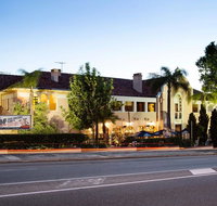 Captain Stirling Hotel