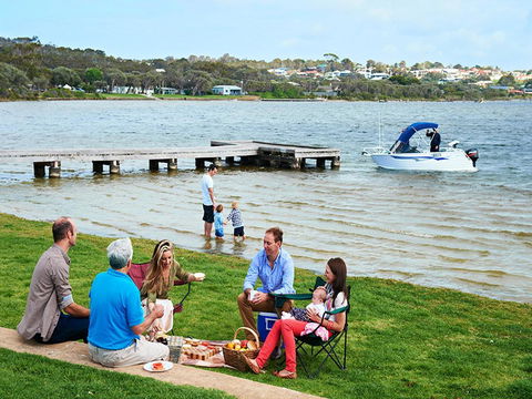 Augusta Escape Holiday Units - Dalby Accommodation 39
